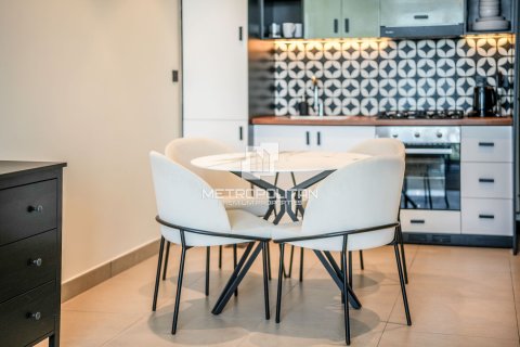 Снять в аренду квартиру в Дубай Хилс Эстейт, Дубай: 2 спальни, 67м², № 73190 - фото 21