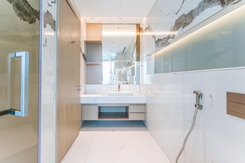 Apartment in Dubai Internet City, Dubai 4 bedrooms, 447 sq.m. № 73198 - photo 24