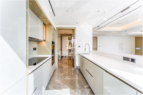 Apartment in Dubai Internet City, Dubai 4 bedrooms, 447 sq.m. № 73198 - photo 7