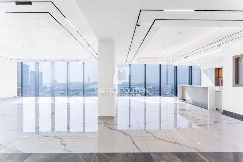 Apartment in Dubai Internet City, Dubai 4 bedrooms, 447 sq.m. № 73198 - photo 2