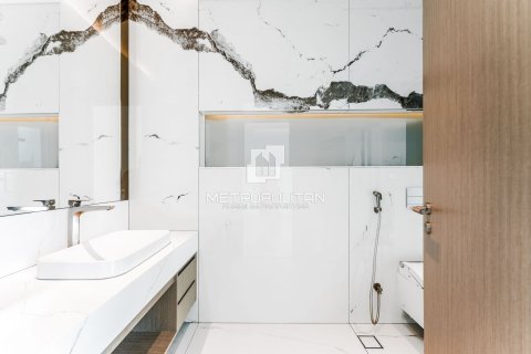 Apartment in Dubai Internet City, Dubai 4 bedrooms, 447 sq.m. № 73198 - photo 30