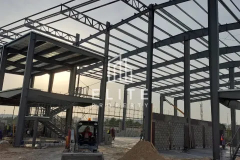 Warehouse in Dubai Investment Park, Dubai 3559 sq.m. № 38857 - photo 6