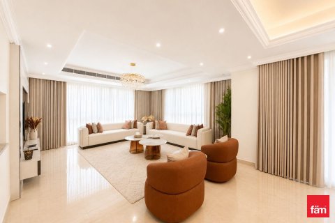 Villa in Al Furjan, Dubai 5 bedrooms, 600 sq.m. № 114813 - photo 4
