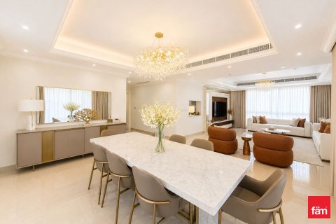 Villa in Al Furjan, Dubai 5 bedrooms, 600 sq.m. № 114813 - photo 8