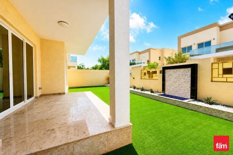Villa in Al Furjan, Dubai 5 bedrooms, 600 sq.m. № 114813 - photo 15