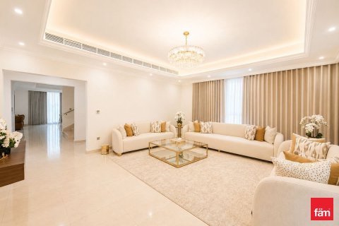 Villa in Al Furjan, Dubai 5 bedrooms, 600 sq.m. № 114813 - photo 5
