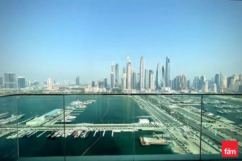 Apartment in Dubai Harbour, Dubai 2 bedrooms, 106.9 sq.m. № 55030 - photo 1