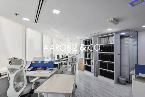 Bureau à Business Bay, Dubai, 169 m², № 78499 - photo 4