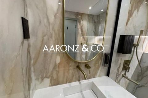 Appartement à Jumeirah Lake Towers, Dubai, 1 chambre, 69.1 m², № 78498 - photo 14