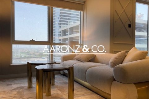 Appartement à Jumeirah Lake Towers, Dubai, 1 chambre, 69.1 m², № 78498 - photo 4