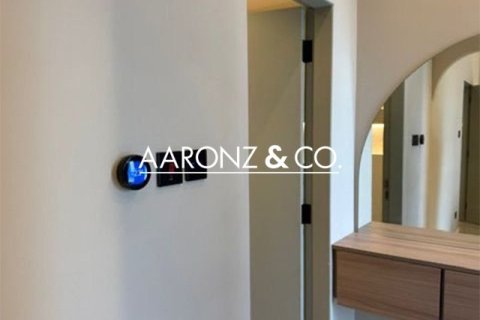 Appartement à Jumeirah Lake Towers, Dubai, 1 chambre, 69.1 m², № 78498 - photo 6