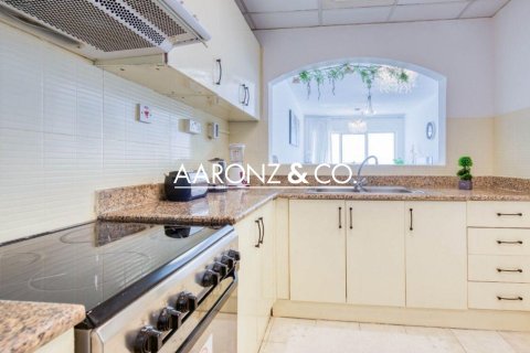 Appartement à Jumeirah Lake Towers, Dubai, 1 chambre, 90.4 m², № 78497 - photo 10