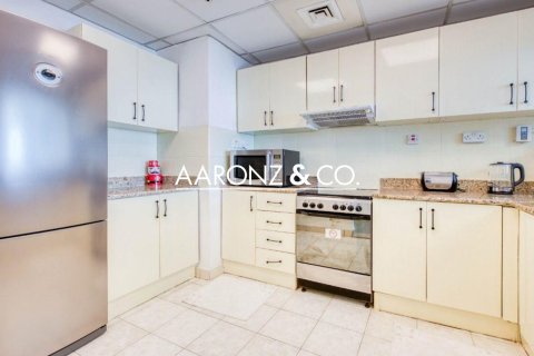 Appartement à Jumeirah Lake Towers, Dubai, 1 chambre, 90.4 m², № 78497 - photo 11