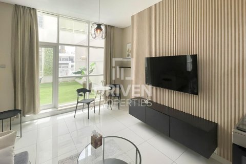 Купить квартиру в Бизнес-Бэе, Дубай: студию, 78м², № 66460 - фото 1