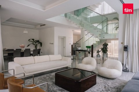 Villa à Al Barari, Dubai, 5 chambres, 441.9 m², № 41478 - photo 2