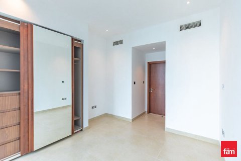 Apartment in Dubai Marina, Dubai 2 bedrooms, 114.4 sq.m. № 113542 - photo 11