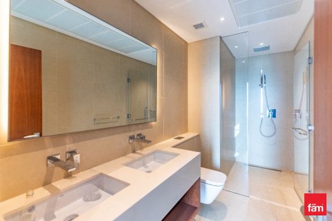 Apartment in Dubai Marina, Dubai 2 bedrooms, 114.4 sq.m. № 113542 - photo 13