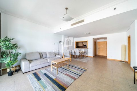 Снять в аренду квартиру в Shoreline Apartments, Пальма Джумейра, Дубай: 1 спальня, 106м², № 74227 - фото 8