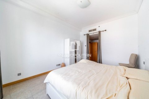 Снять в аренду квартиру в Shoreline Apartments, Пальма Джумейра, Дубай: 1 спальня, 106м², № 74227 - фото 16