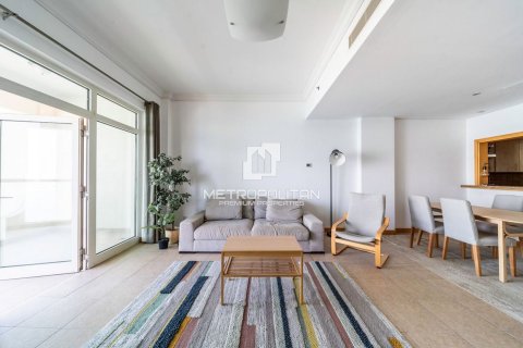 Снять в аренду квартиру в Shoreline Apartments, Пальма Джумейра, Дубай: 1 спальня, 106м², № 74227 - фото 4