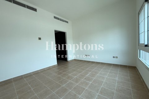 Villa en The One at Jumeirah Village Triangle, Jumeirah Village Triangle, Dubai, 2 dormitorios, 249.90907000 m², № 63888 - foto 3