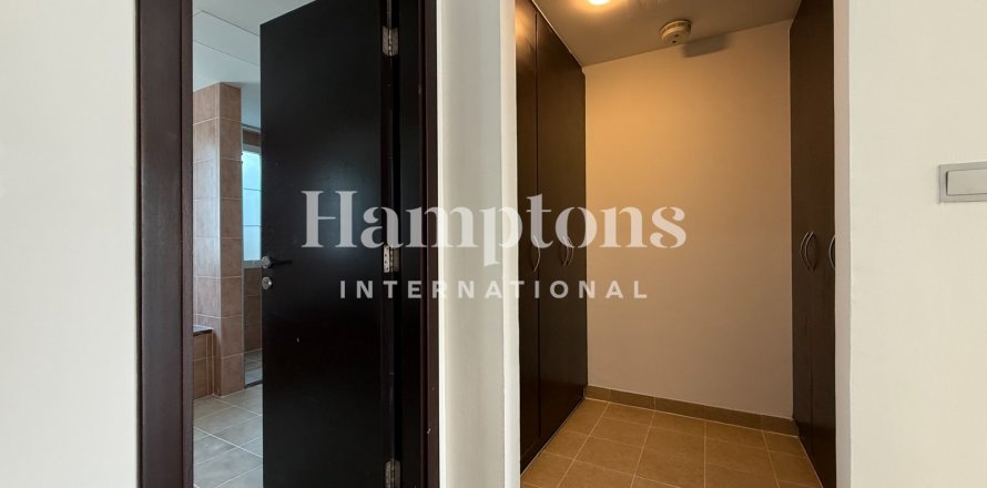 Вилла в The One at Jumeirah Village Triangle, Jumeirah Village Triangle, Дубай, 2 спальни, 249.909м², № 63888