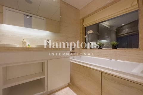 Apartment in Burj Khalifa, Dubai 2 bedrooms, 143.62803800 sq.m. № 63897 - photo 5