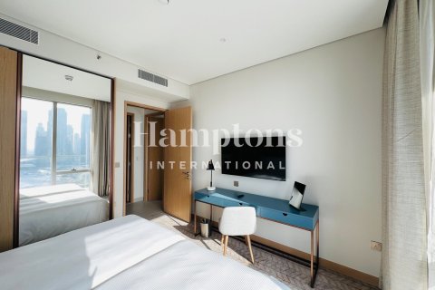 Apartment in Downtown Dubai (Downtown Burj Dubai), Dubai 2 bedrooms, 112.13392100 sq.m. № 63891 - photo 3