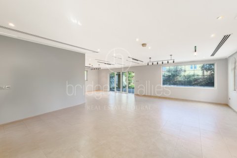 Villa à Jumeirah Park, Dubai, 4 chambres, 740 m², № 18397 - photo 6