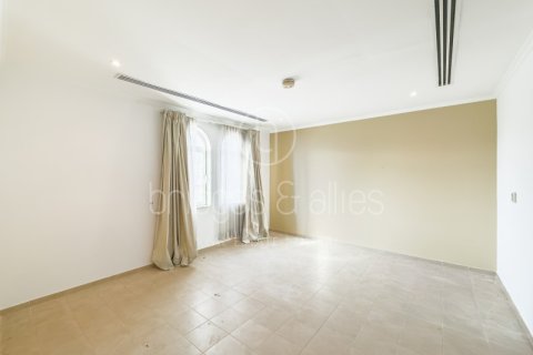 Villa à Jumeirah Park, Dubai, 4 chambres, 740 m², № 18397 - photo 11