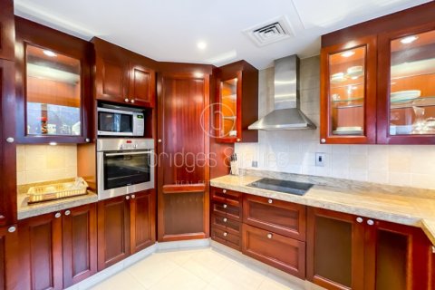 Apartment in Old Town, Dubai 1 bedroom, 93.6 sq.m. № 18400 - photo 4
