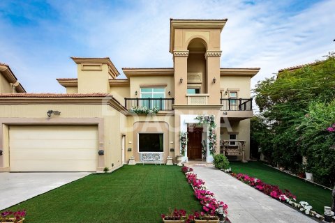 Villa à Jumeirah Islands, Dubai, 4 chambres, 511 m², № 105450 - photo 2