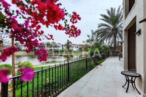 Villa à Jumeirah Islands, Dubai, 4 chambres, 511 m², № 105450