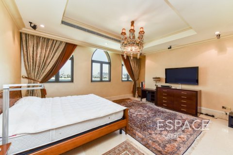 Купить виллу в Пальме Джумейре, Дубай: 5 спален, 650м², № 61955 - фото 13