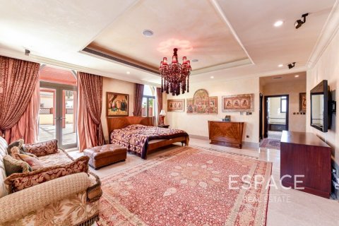 Купить виллу в Пальме Джумейре, Дубай: 5 спален, 650м², № 61955 - фото 4