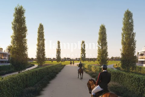 Villa in Dubai 5 bedrooms, 802.21740500 sq.m. № 85215 - photo 12