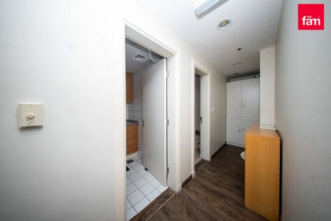 Снять в аренду офис в Sheikh Zayed Road, Дубай: 66.3м², № 64364 - фото 11