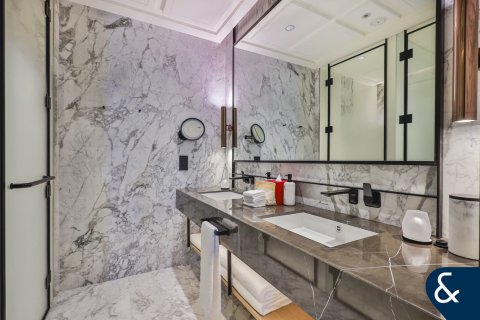 Apartment in Zabeel, Dubai 2 bedrooms, 143 sq.m. № 76611 - photo 10