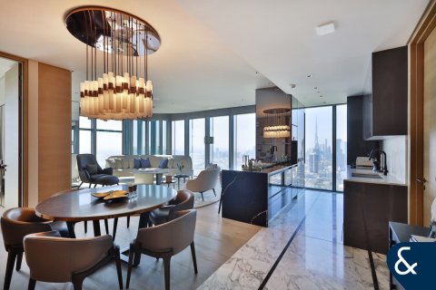 Apartment in Zabeel, Dubai 2 bedrooms, 143 sq.m. № 76611 - photo 1