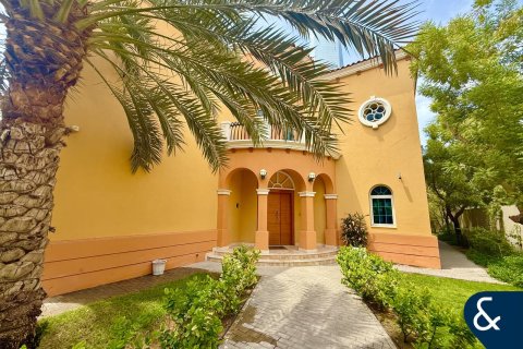 Villa in Legacy, Jumeirah Park, Dubai 5 bedrooms, 452 sq.m. № 76607 - photo 2