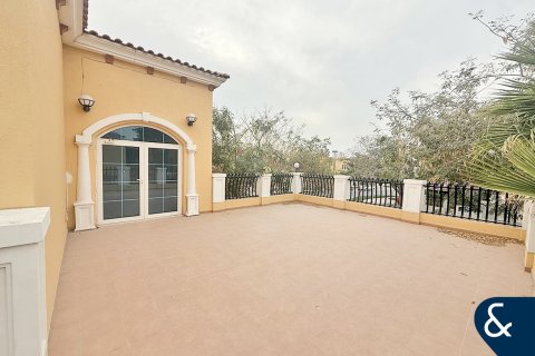 Villa in Legacy, Jumeirah Park, Dubai 5 bedrooms, 452 sq.m. № 76607 - photo 12