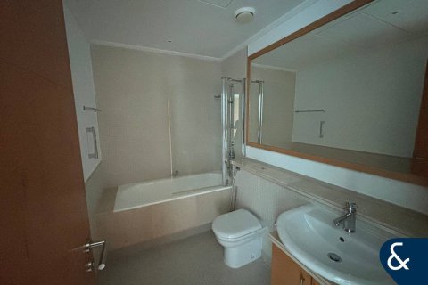 Apartment in Marina Promenade, Dubai Marina, Dubai 3 bedrooms, 195 sq.m. № 76608 - photo 17