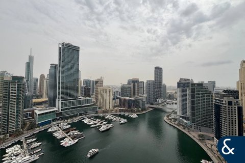 Apartment in Marina Promenade, Dubai Marina, Dubai 3 bedrooms, 195 sq.m. № 76608 - photo 1