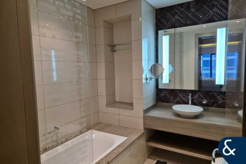 Apartment in DAMAC Towers by Paramount, Business Bay, Dubai 1 bedroom, 98 sq.m. № 76596 - photo 11