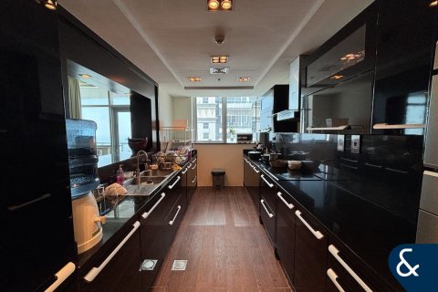 Снять в аренду квартиру в The Torch, Дубай Марина, Дубай: 3 спальни, 357м², № 76610 - фото 6