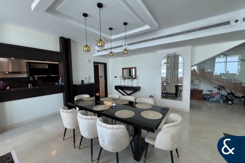 Снять в аренду квартиру в The Torch, Дубай Марина, Дубай: 3 спальни, 357м², № 76610 - фото 5