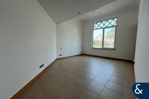 Apartment in Shoreline Apartments, Palm Jumeirah, Dubai 3 bedrooms, 207 sq.m. № 76595 - photo 25