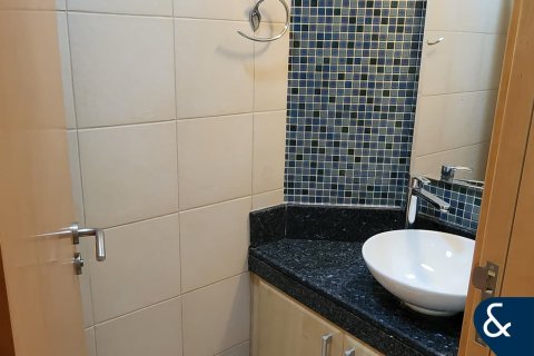 Apartment in Shoreline Apartments, Palm Jumeirah, Dubai 3 bedrooms, 207 sq.m. № 76595 - photo 9