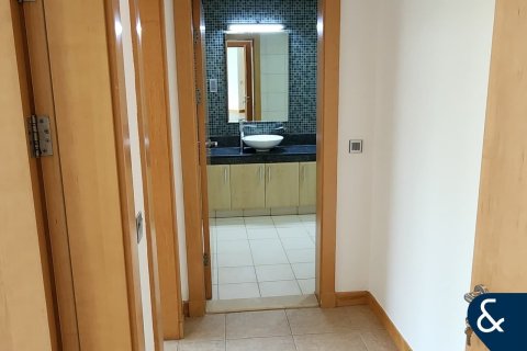 Apartment in Shoreline Apartments, Palm Jumeirah, Dubai 3 bedrooms, 207 sq.m. № 76595 - photo 13