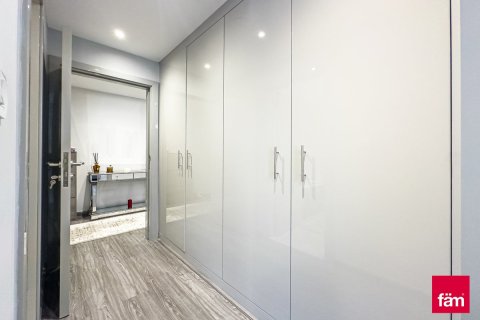 Apartamento en Dubai, 1 dormitorio, 102.7 m², № 40209 - foto 5